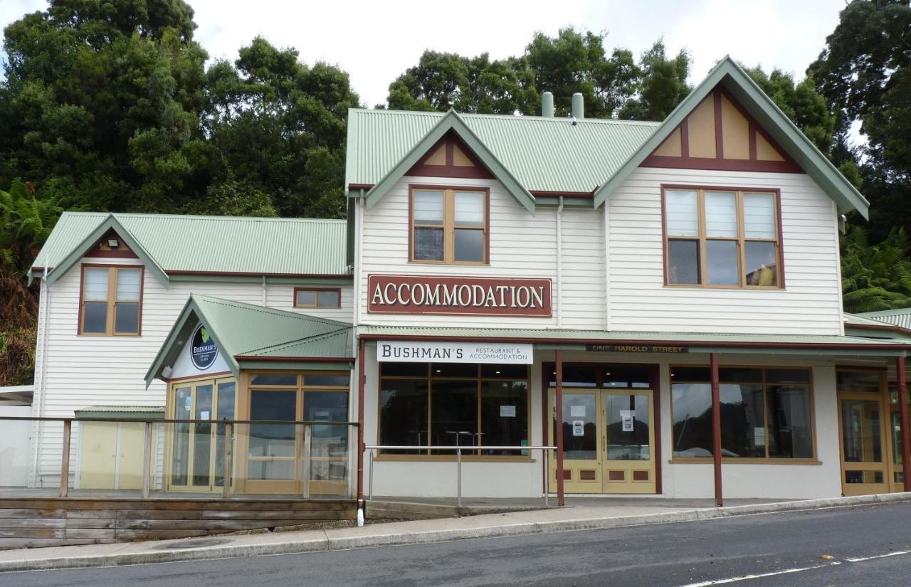Bushman's Strahan Aparthotel Bagian luar foto